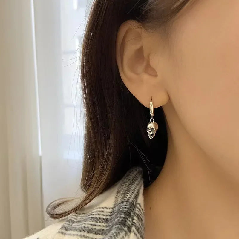 Boucles d'oreilles minimalistes Têtes de mort, bijou en alliage plaqué argent