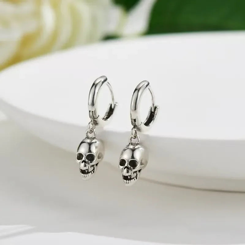 Boucles d'oreilles minimalistes Têtes de mort, bijou en alliage plaqué argent
