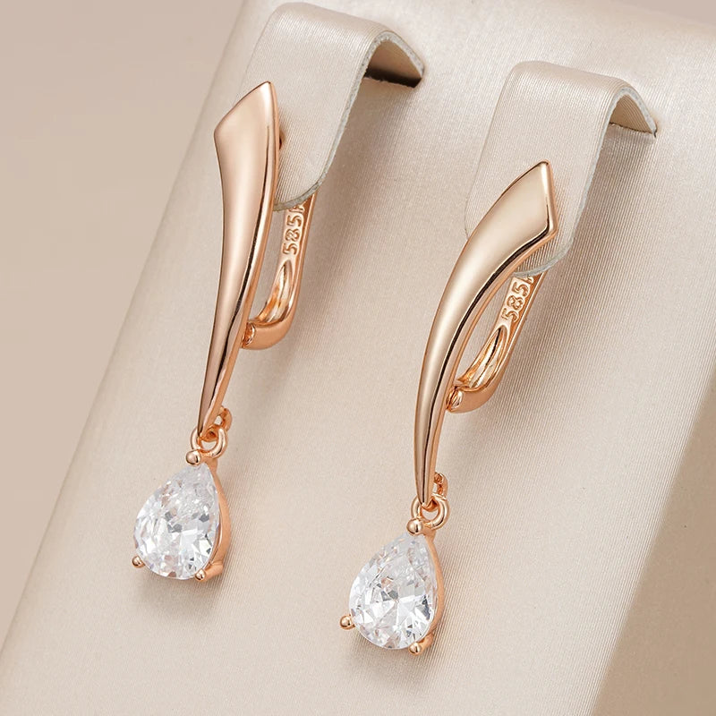 Boucles d'oreilles avec zircons en poire, bijou en plaqué or rose