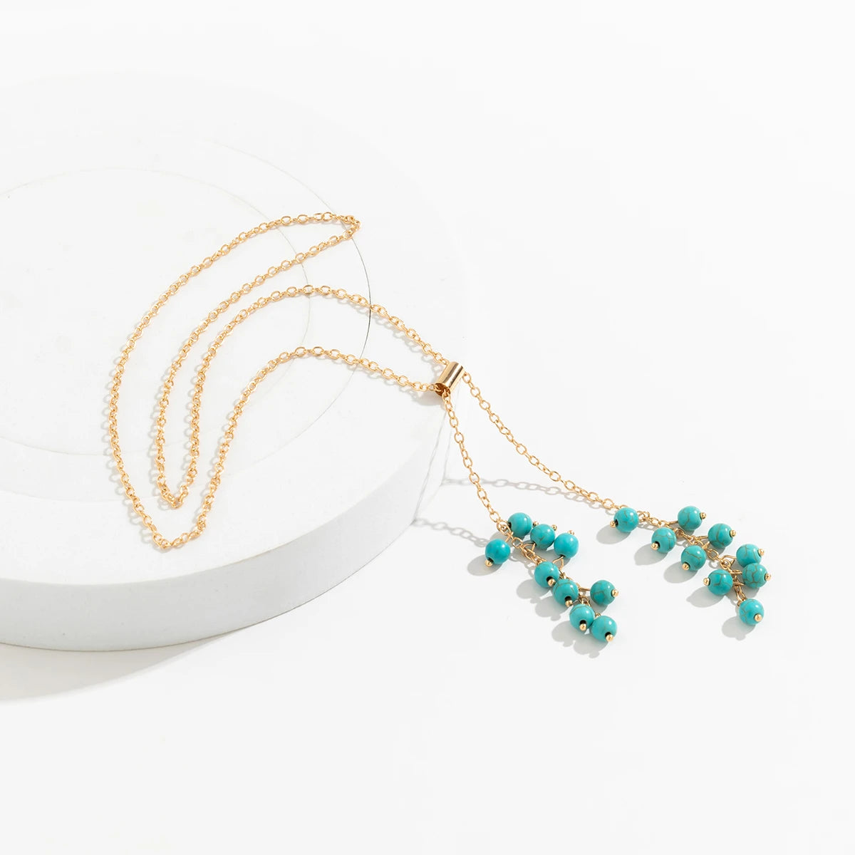 Collier en pierre bleu turquoise, bijou en plaqué or et en pierre naturelle