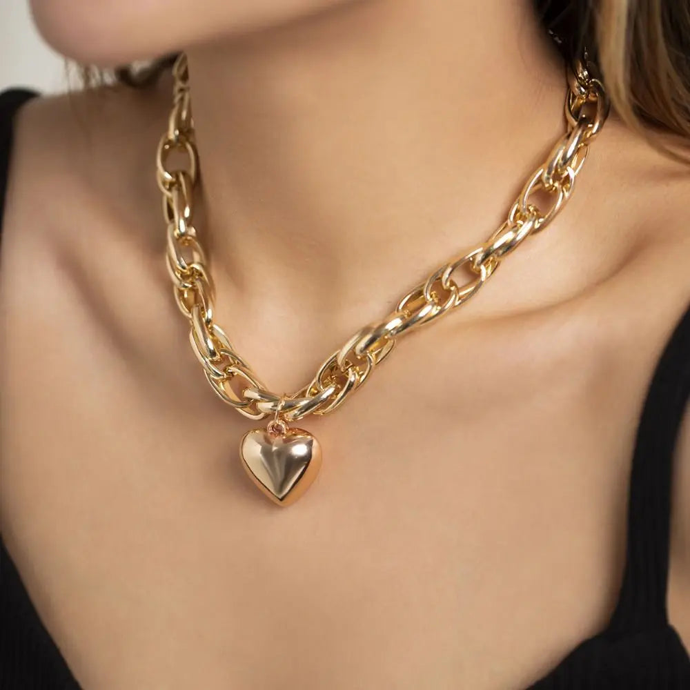 Collier gros maillons et pendentif coeur, bijou en alliage plaqué or