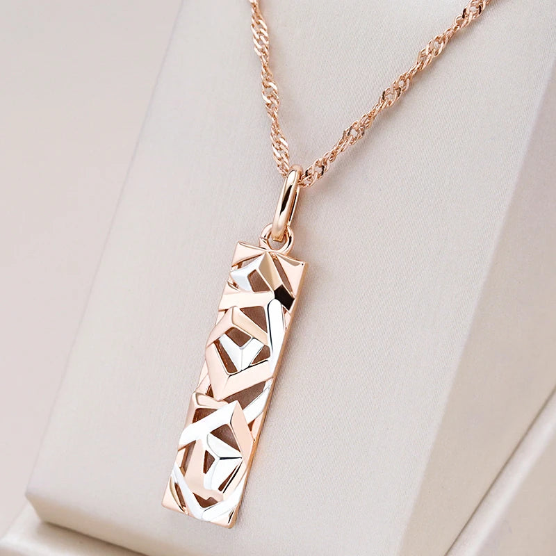 Collier pendentif Vitrail, bijou en alliage plaqué or 585 (14 carats) et plaqué argent 925