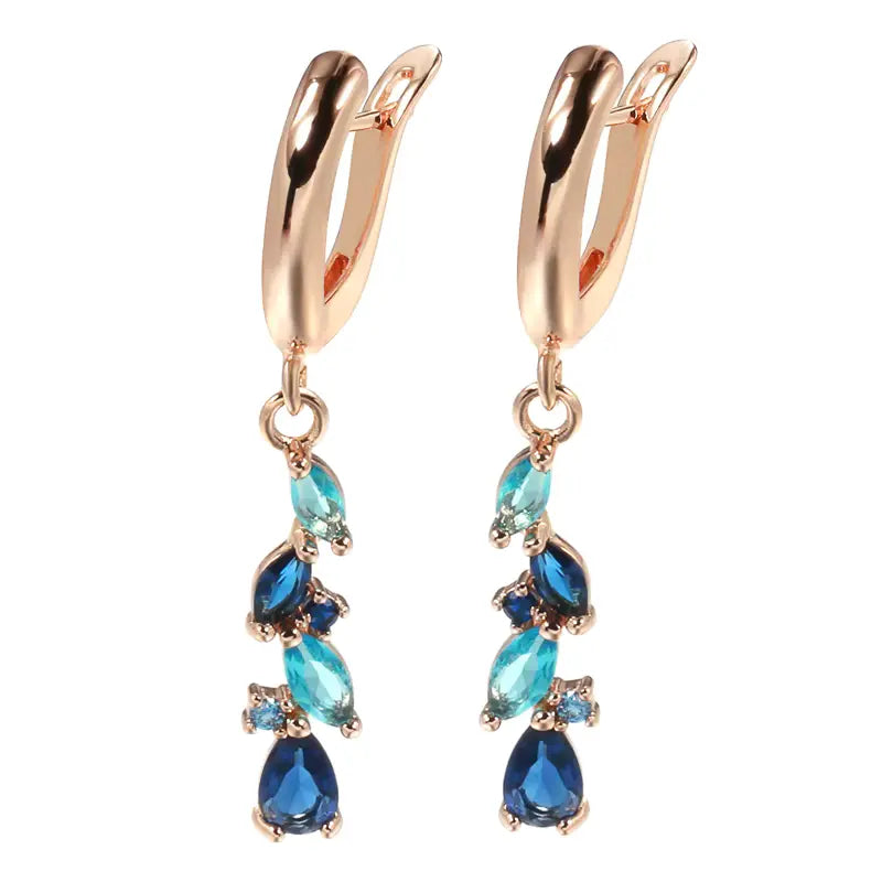Boucles d'oreilles Zircons bleus, bijou en plaqué or rose et en zircons naturels