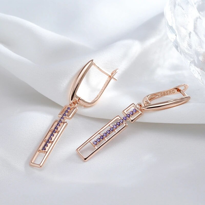Boucles d'oreilles pendantes Zircons mauves, bijou en plaqué or rose