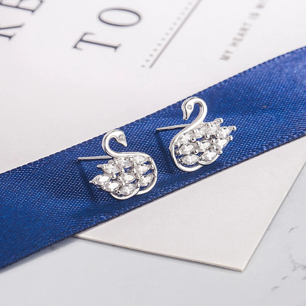 boucles d'oreilles minimalistes cygnes avec zircons blancs