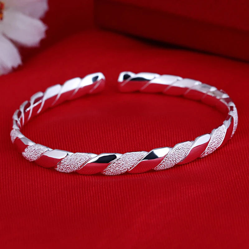 Bracelet torsadé, bijou en alliage plaqué argent