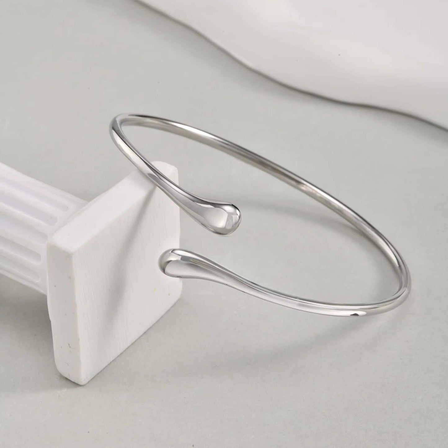 Bracelet jonc ouvert, bijou plaqué argent 925