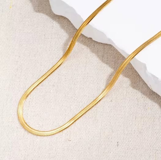 Chaîne maille chevron, bijou en acier inoxydable doré