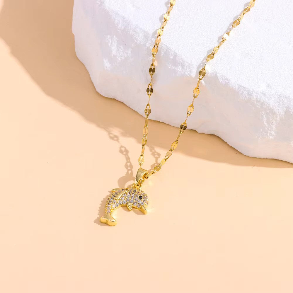 Collier Dauphin avec zircons et chaîne maille Lips, bijou en acier inoxydable doré 750 (18 carats)