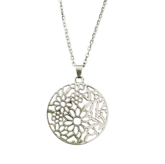 Pendant necklace with flower design, stainless steel jewelry