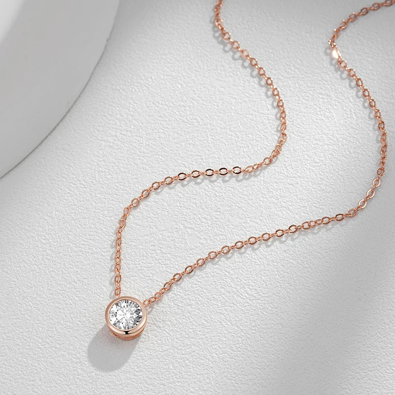 Collier avec pendentif en zircon cubique blanc, bijou en plaqué or rose