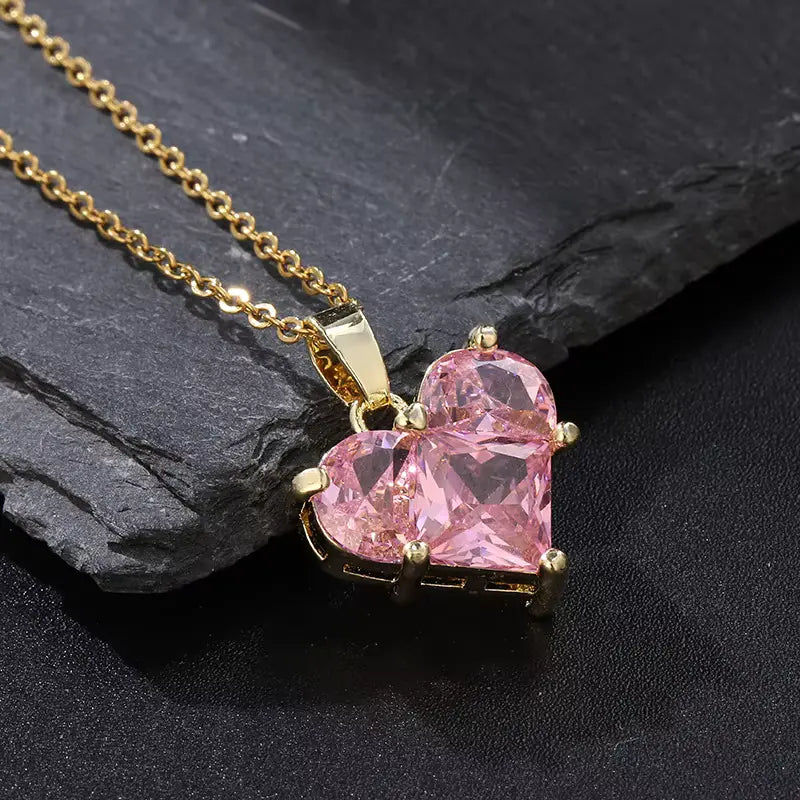 Collier coeur en zircons roses, maille forçat, bijou en plaqué or 585 et en cristal