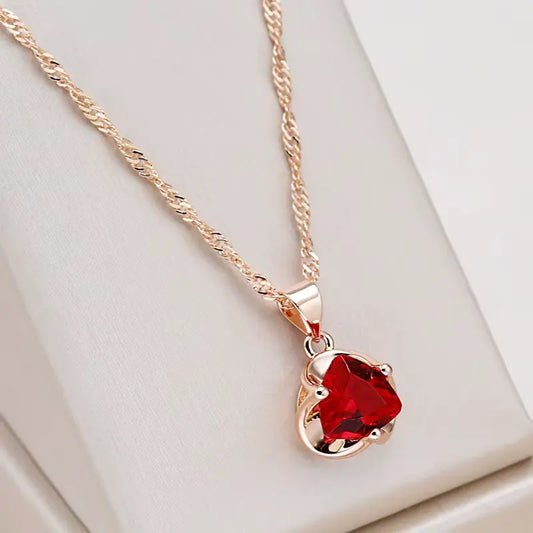 Collier zircon facetté rouge, bijou en plaqué or rose 585 (14 carats) et en zircon naturel