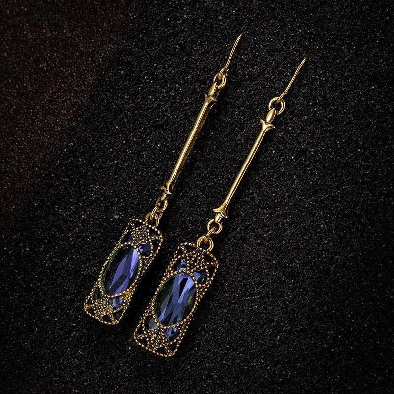 Boucles d'oreilles Rétros avec cristal bleu, bijou en plaqué or