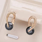 Boucles d'oreilles Courbe élégante & zircon noir, bijou en alliage plaqué or 585 (14 carats) et en zircons naturels