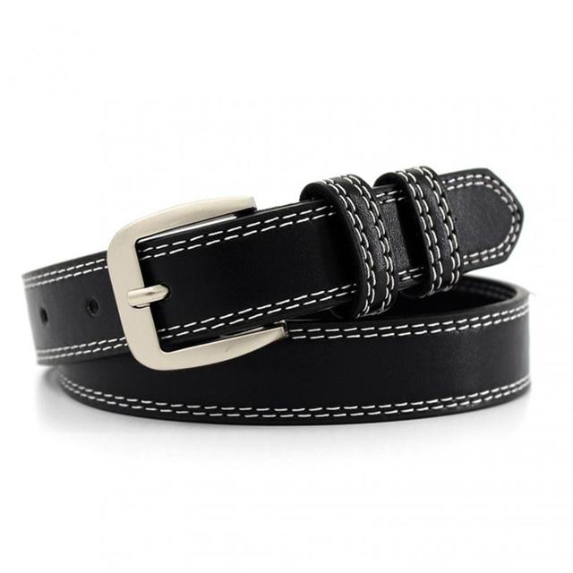 Ceinture fine, noire, en cuir véritable